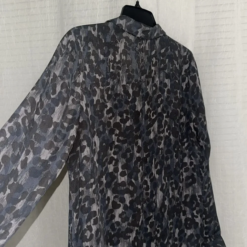 LOFT M Dark Blue Black Tan Animal Print Long Sleeve Blouse